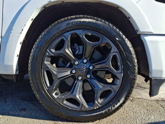 Used 2022 RAM 1500 Limited w/ Night Edition image 8
