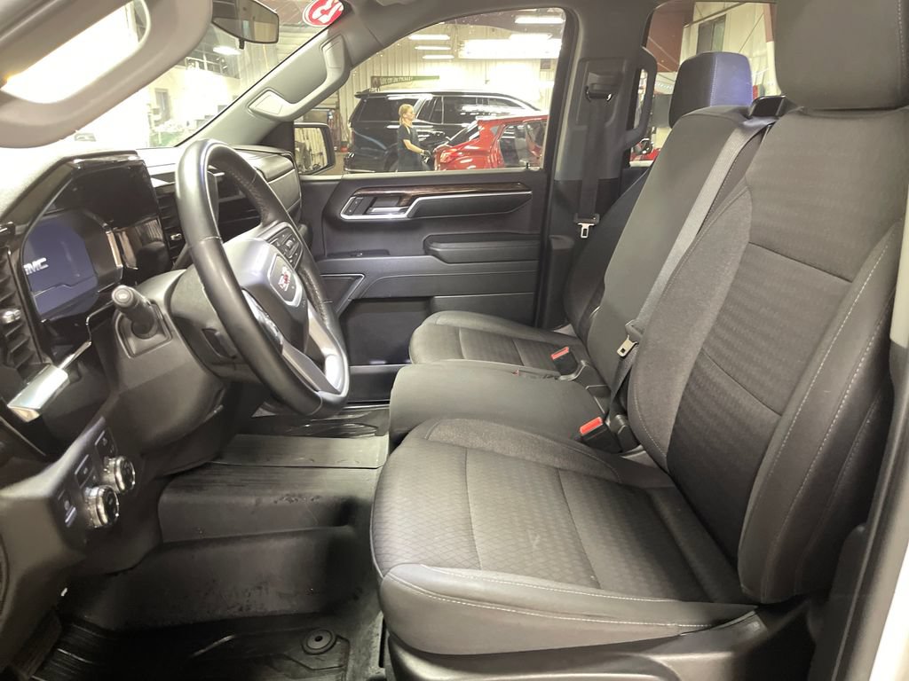 Used 2023 GMC Sierra 1500 Elevation AWD/4WD image 14