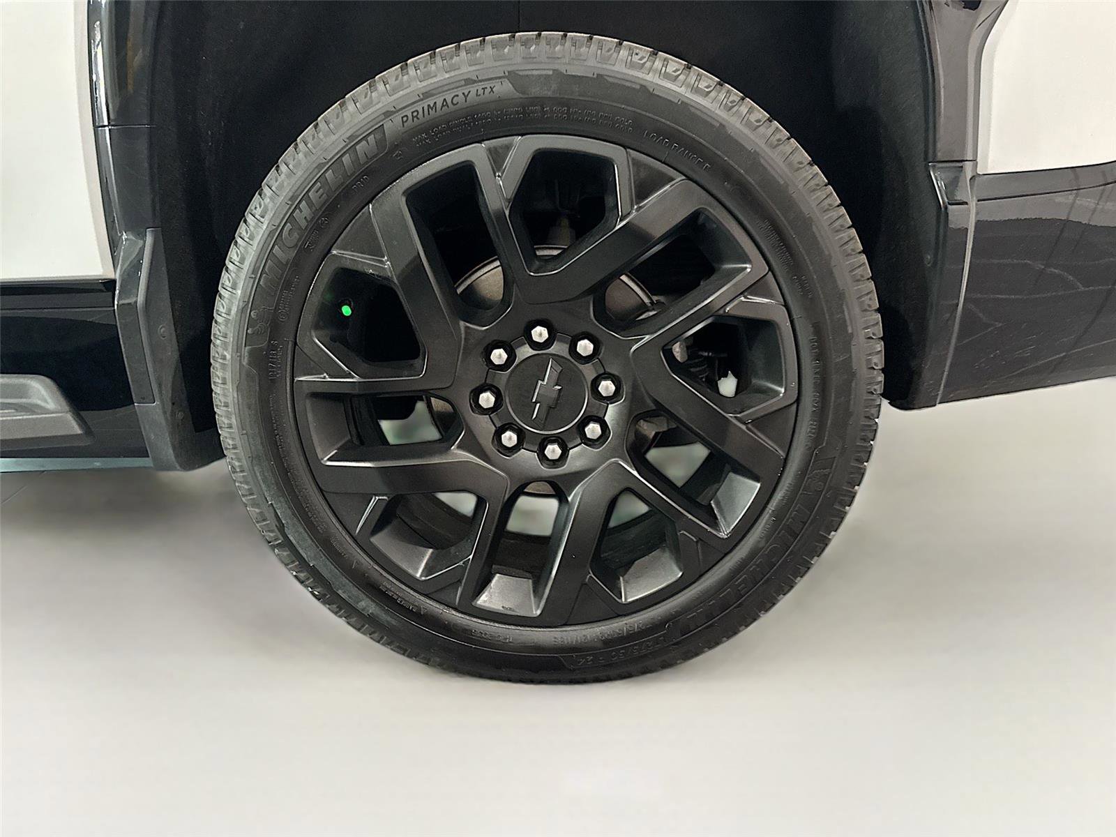 Used 2024 Chevrolet Silverado EV RST image 29