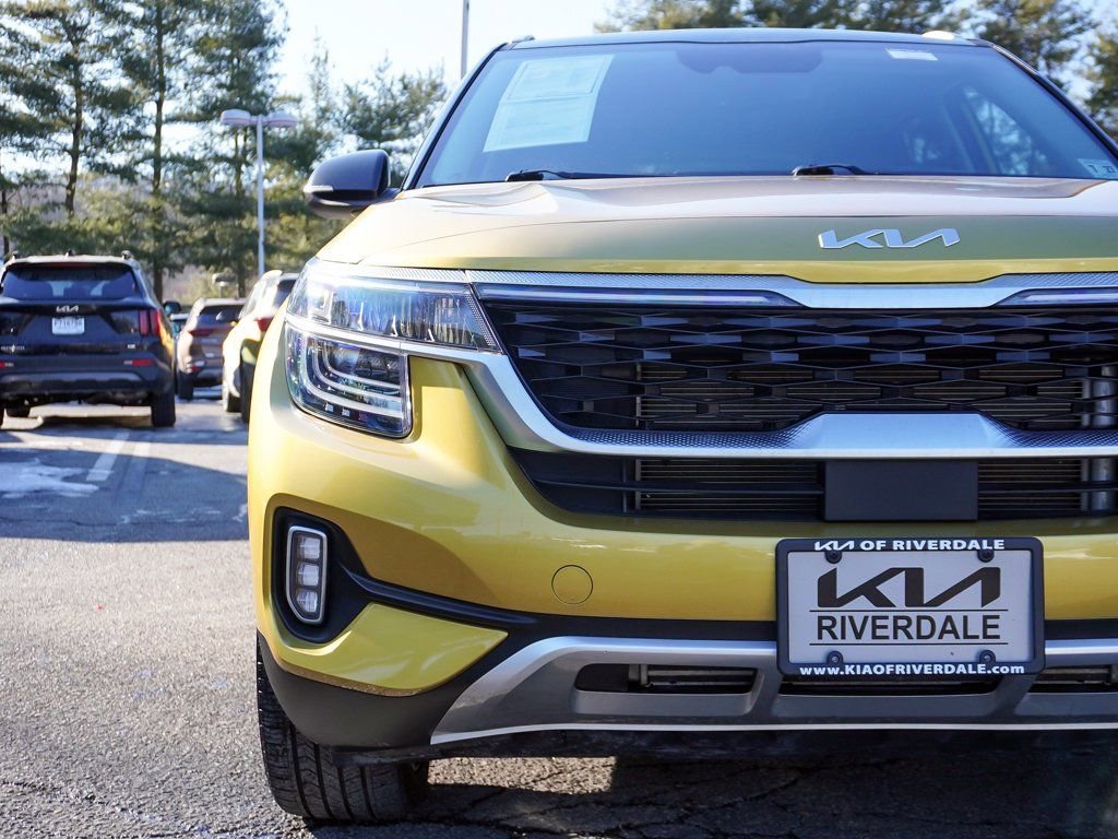 Used 2023 Kia Seltos SX image 14