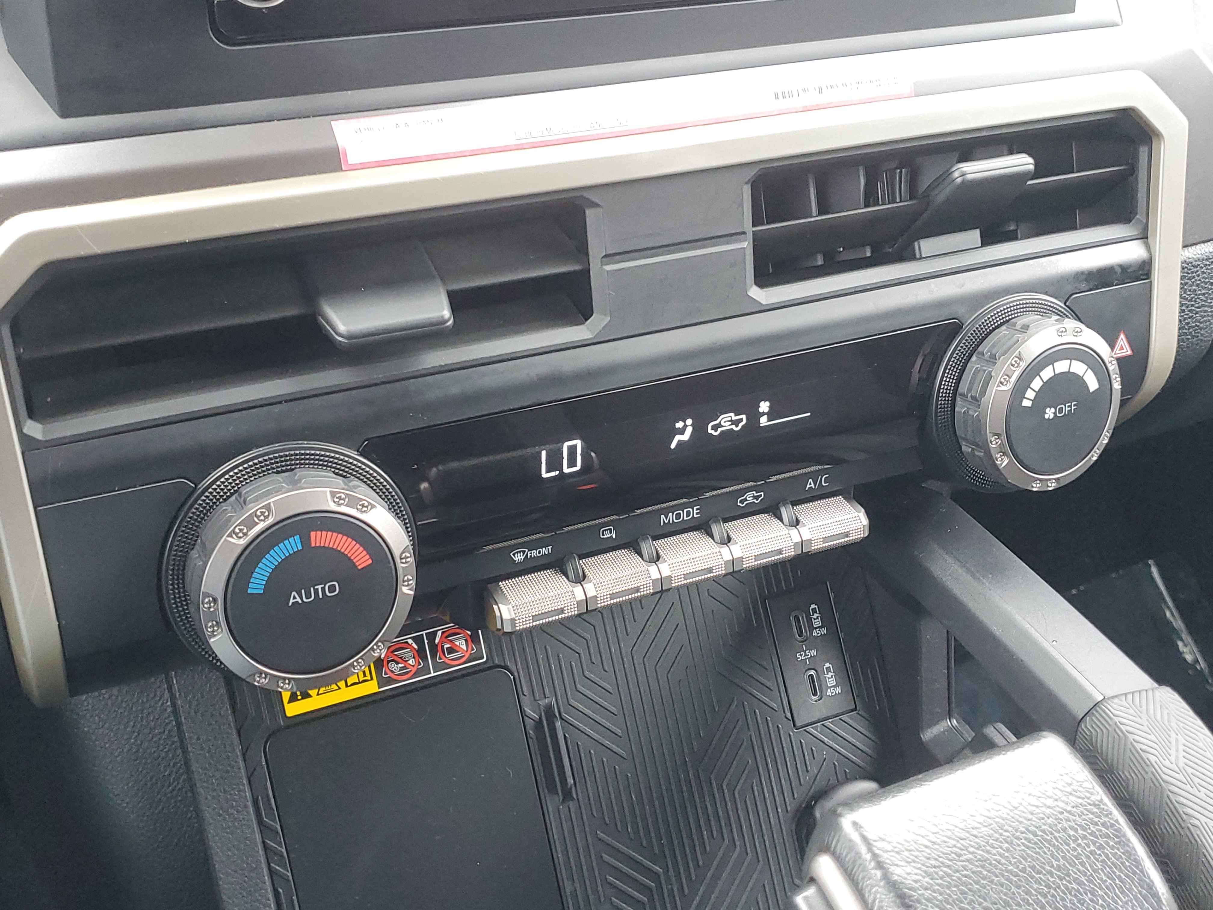 Used 2024 Toyota Tacoma SR5 image 21