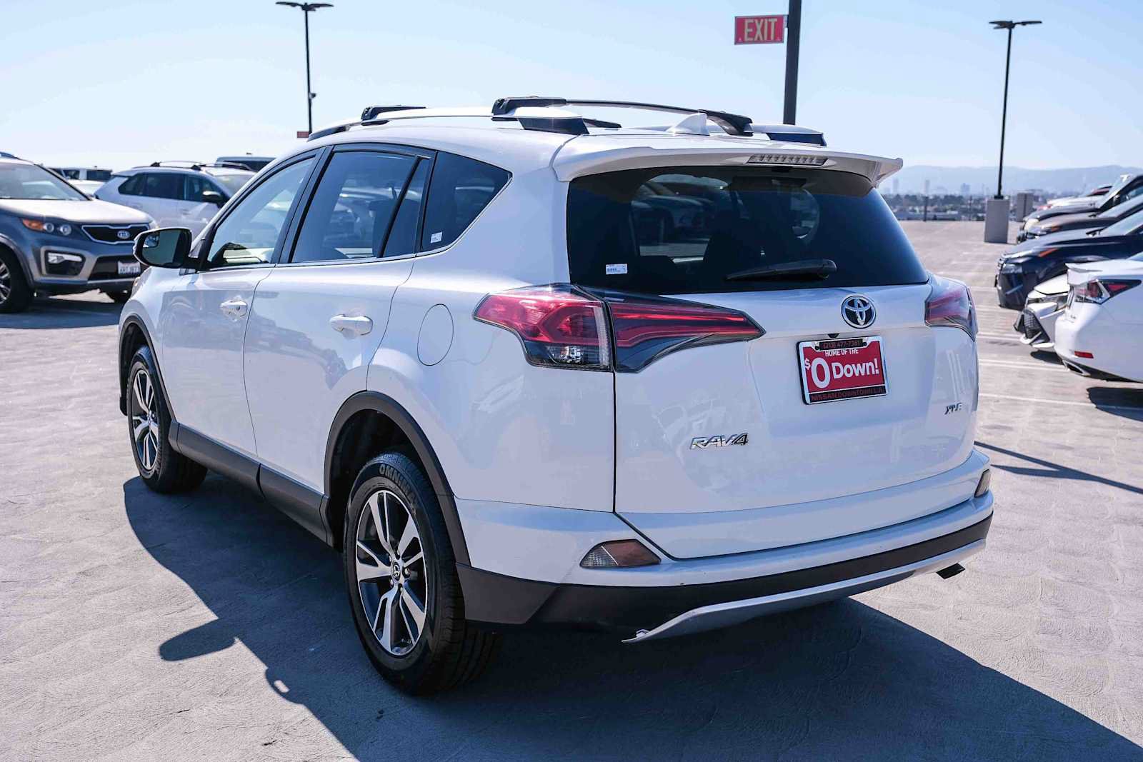 Used 2016 Toyota RAV4 XLE FWD image 6