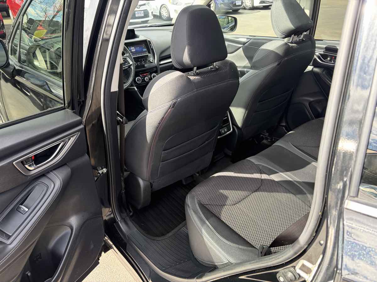 Used 2019 Subaru Forester Premium AWD/4WD image 18