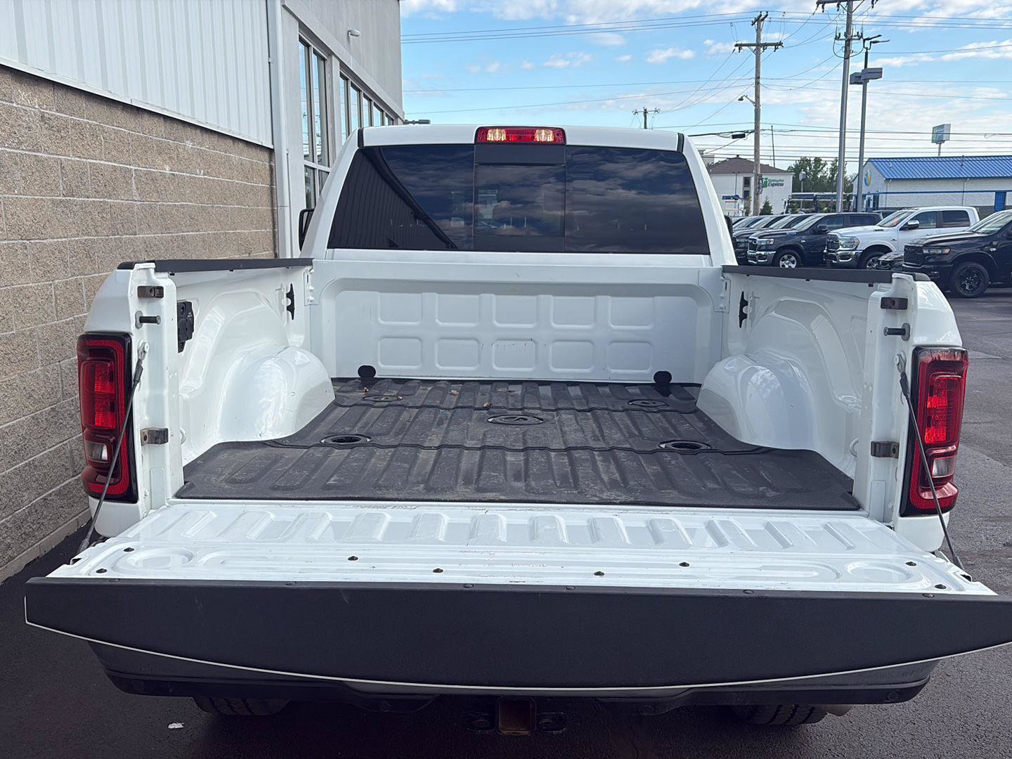Used 2025 RAM 2500 Tradesman AWD/4WD image 30