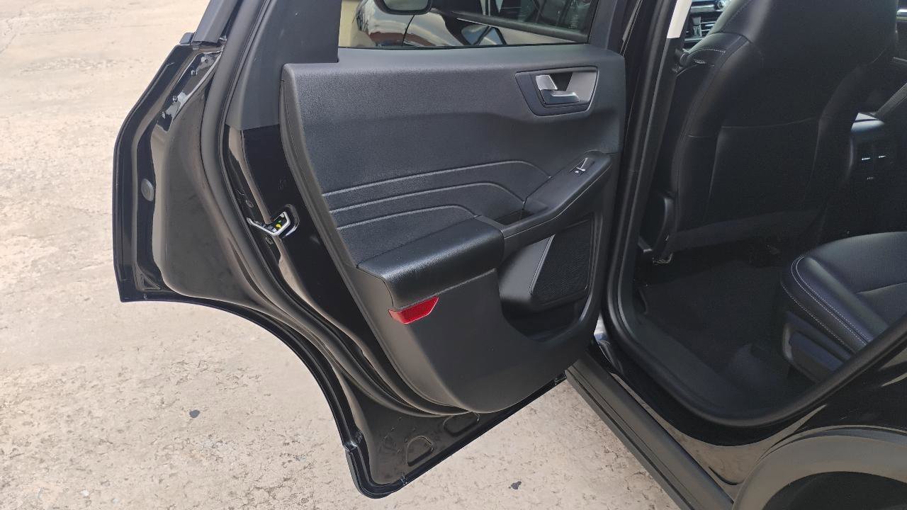 Used 2021 Ford Escape SEL image 14