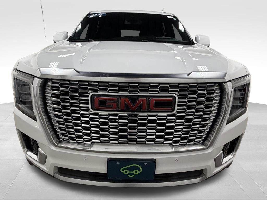 Certified 2023 GMC Yukon Denali image 8