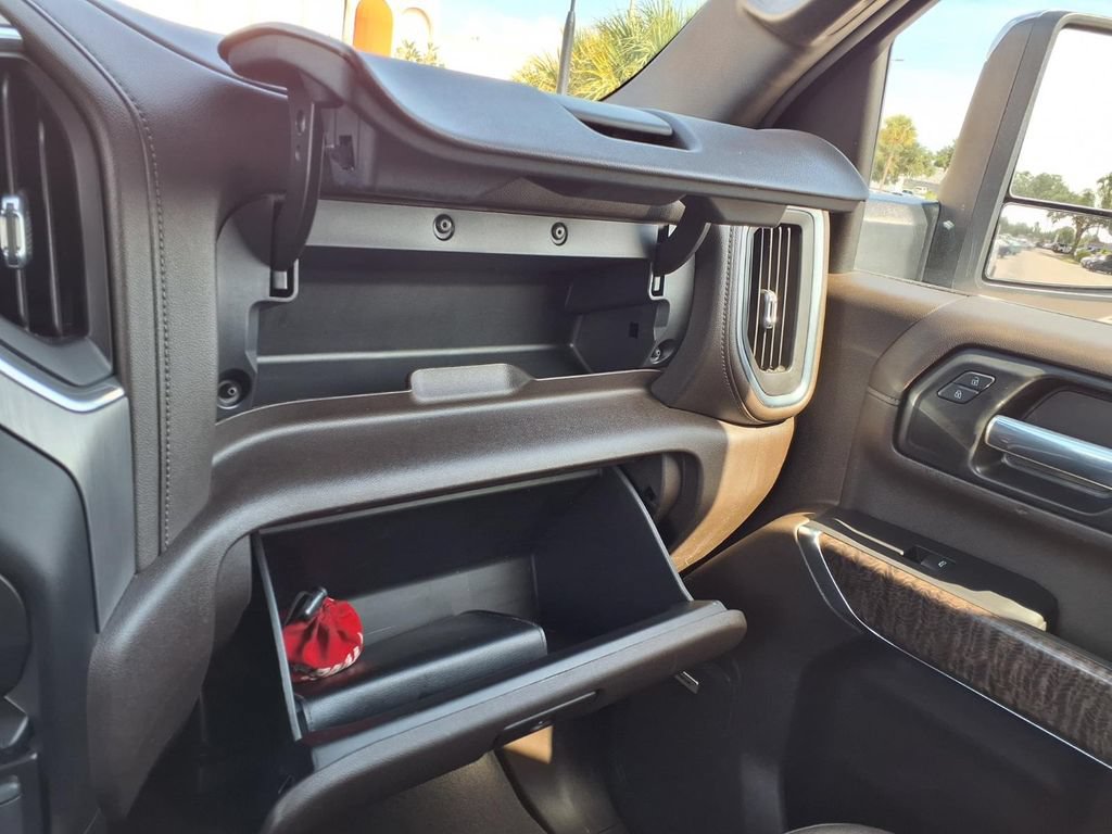 Used 2021 GMC Sierra 3500 Denali w/ Denali Ultimate Package AWD/4WD image 32