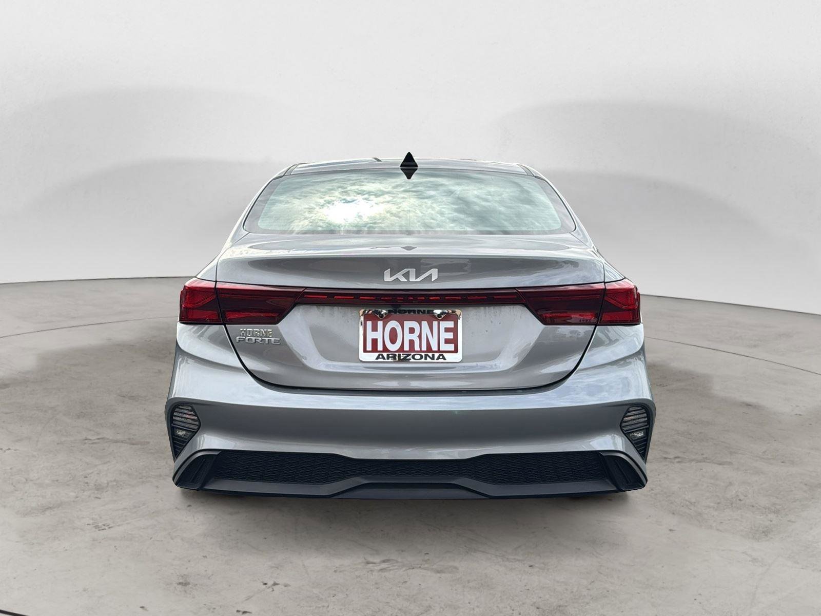 Used 2023 Kia Forte LXS w/ LXS Technology Package image 4