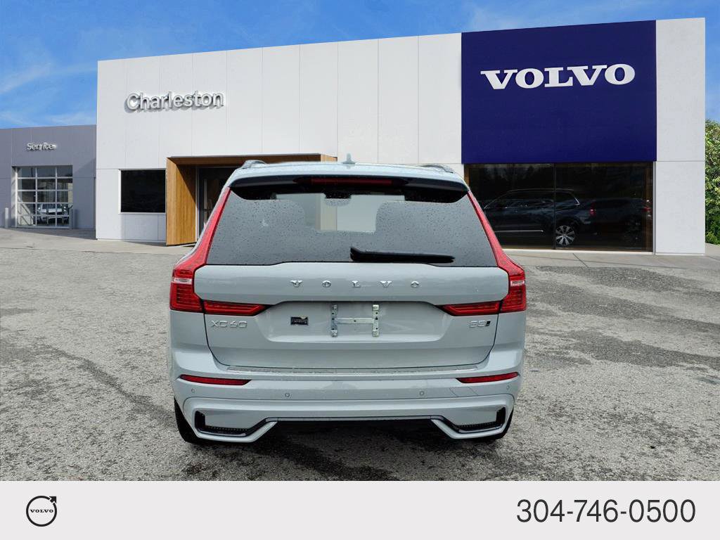 Certified 2024 Volvo XC60 B5 Plus w/ Climate Package AWD/4WD image 4