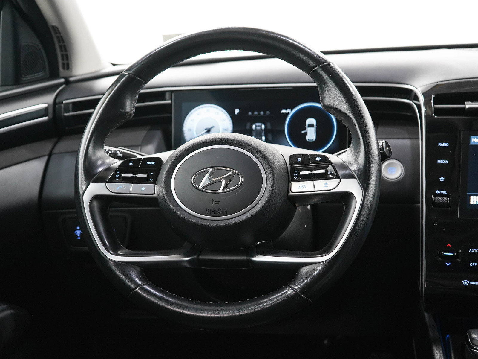 Used 2023 Hyundai Tucson SEL w/ Convenience Package AWD/4WD image 19
