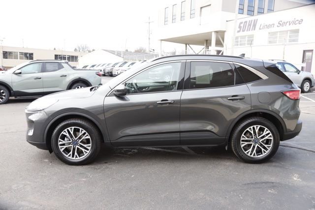 Used 2020 Ford Escape SEL image 9