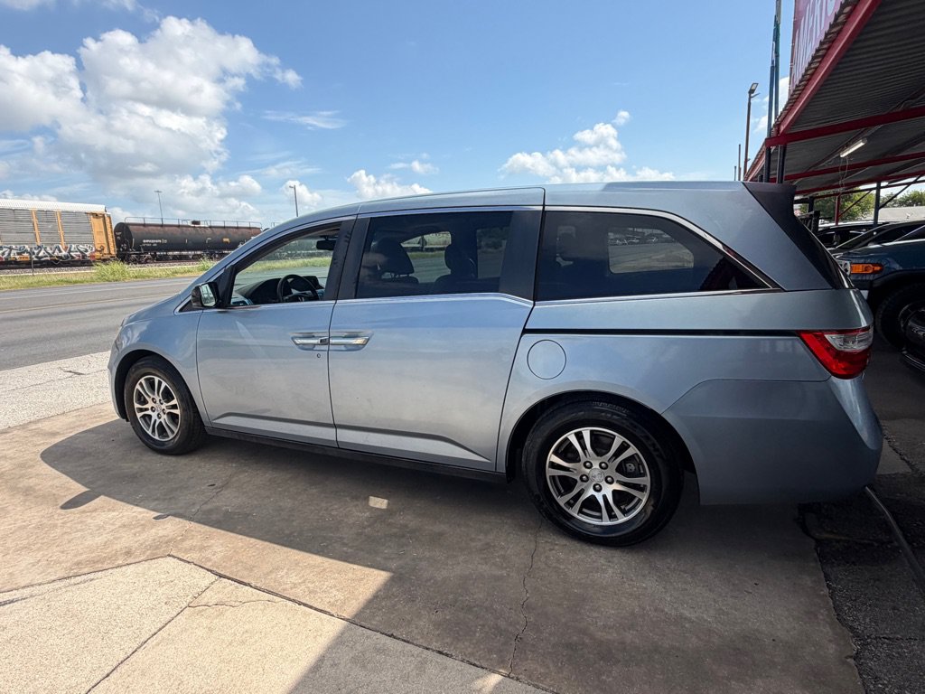 Used 2011 Honda Odyssey EX-L image 18