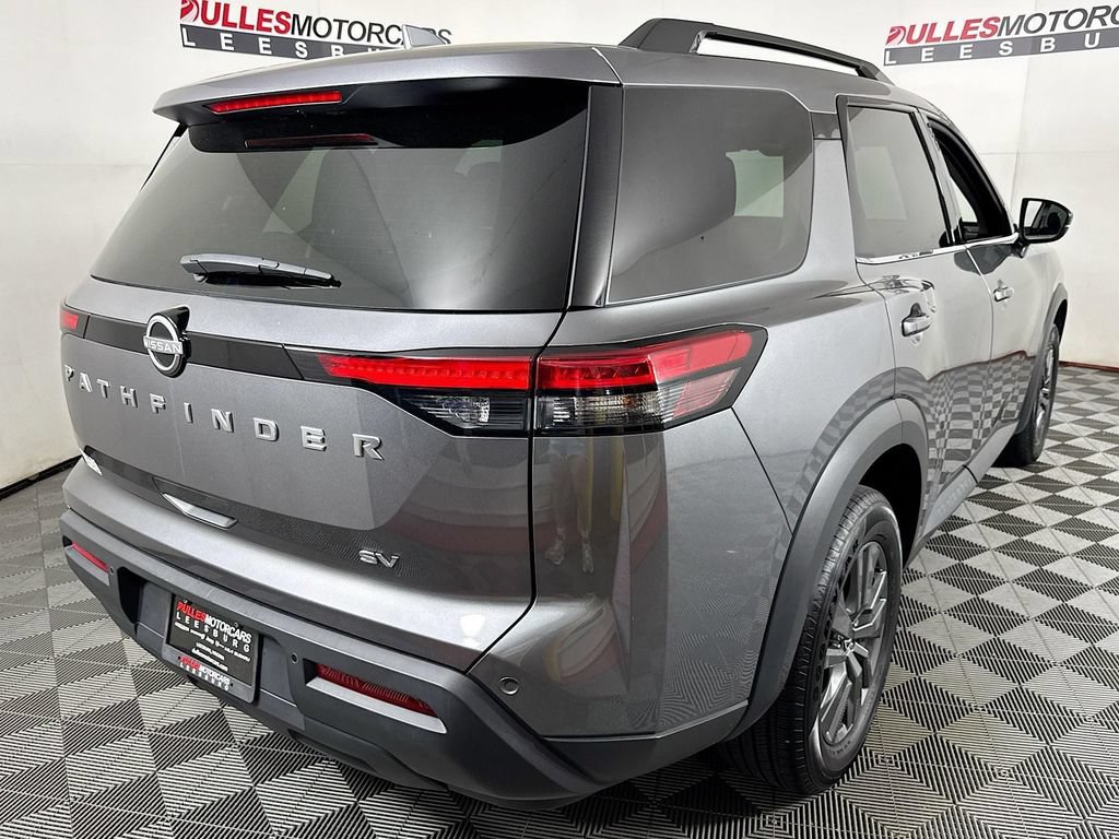 Used 2024 Nissan Pathfinder SV FWD image 7