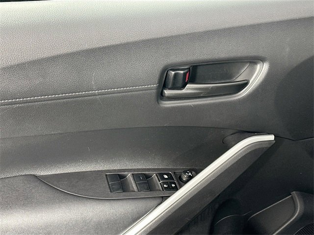Used 2024 Toyota Corolla Cross LE image 22