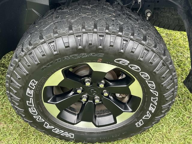 Used 2022 RAM 1500 Rebel AWD/4WD image 17