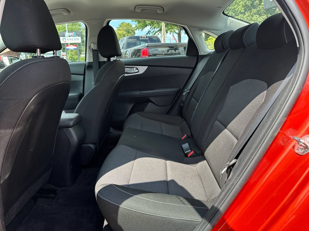 Certified 2024 Kia Forte LXS w/ LXS Technology Package FWD image 20