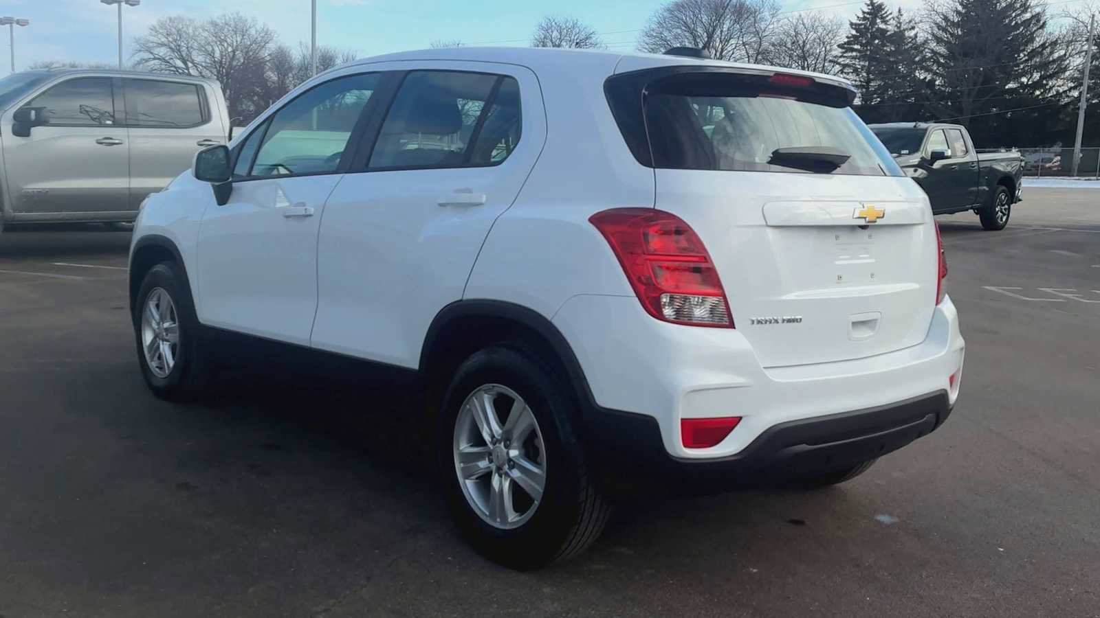 Certified 2018 Chevrolet Trax LS image 4