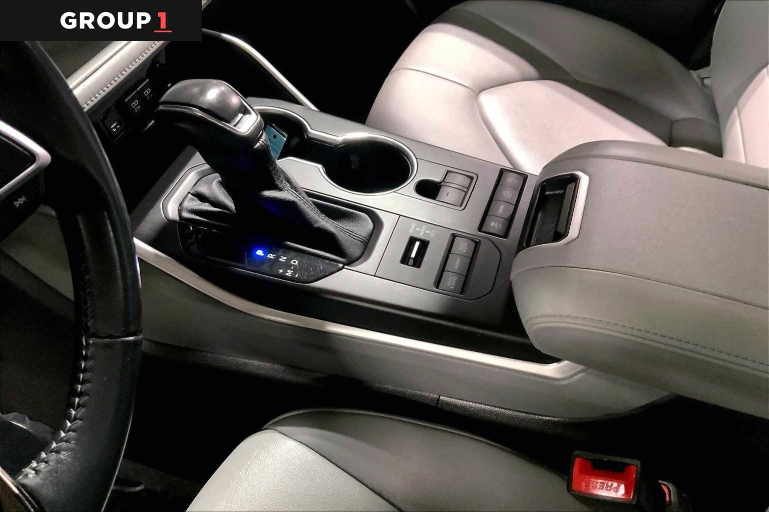 Certified 2021 Toyota Highlander XLE image 17