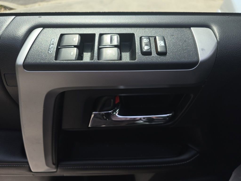 Used 2024 Toyota 4Runner SR5 AWD/4WD image 19