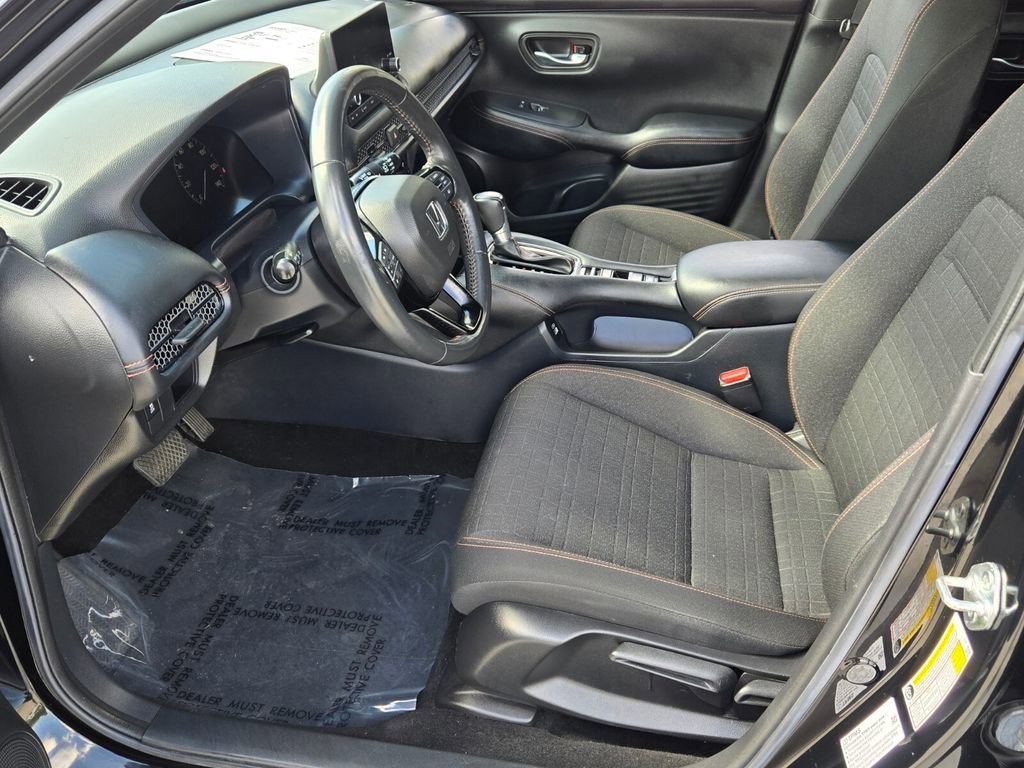 Used 2023 Honda HR-V Sport image 10