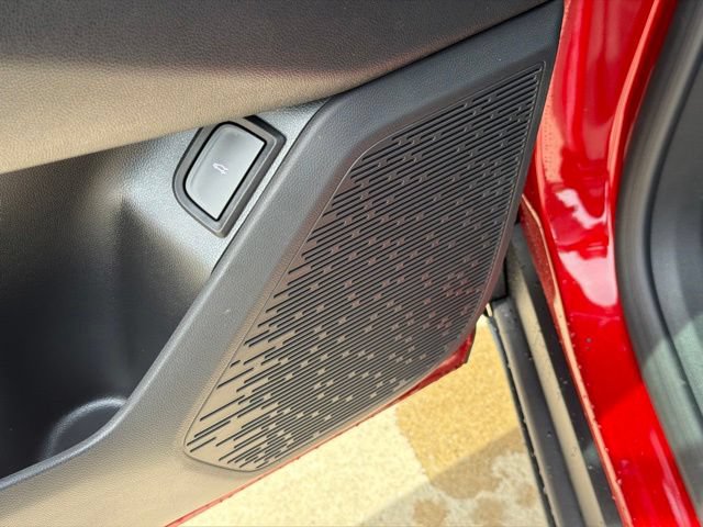 New 2027 Chevrolet Equinox RS w/ LPO, Floor Liner Package FWD image 10