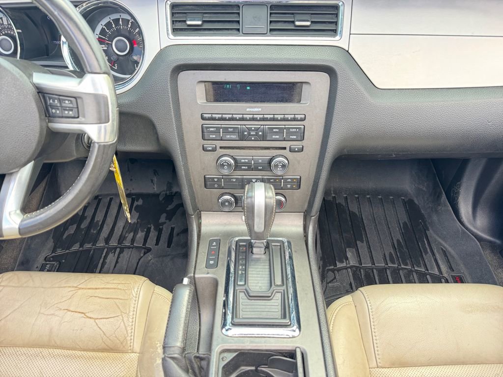 Used 2013 Ford Mustang Premium RWD image 11