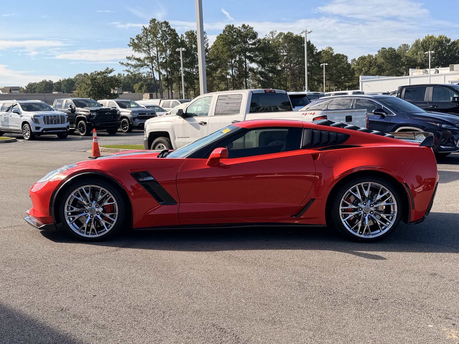 Used 2016 Chevrolet Corvette Z06 w/ 2LZ Preferred Equipment Group RWD image 9