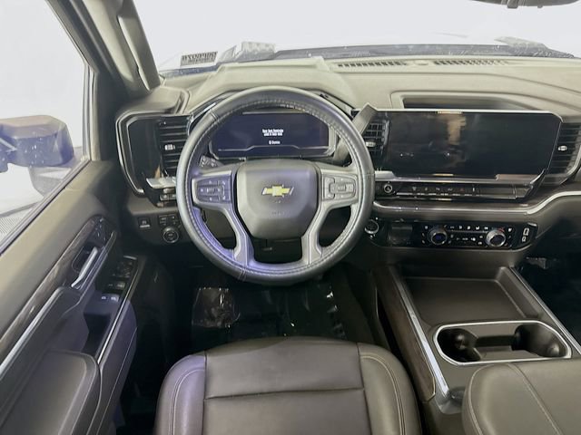 Used 2024 Chevrolet Silverado 3500 LTZ w/ LTZ Convenience Package image 25