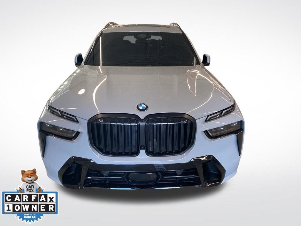 Certified 2025 BMW X7 xDrive40i w/ M Sport Package image 4