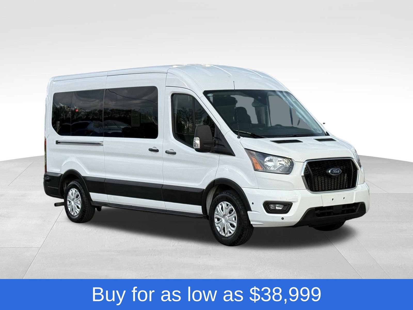 Used 2024 Ford Transit 350 XLT RWD image 7