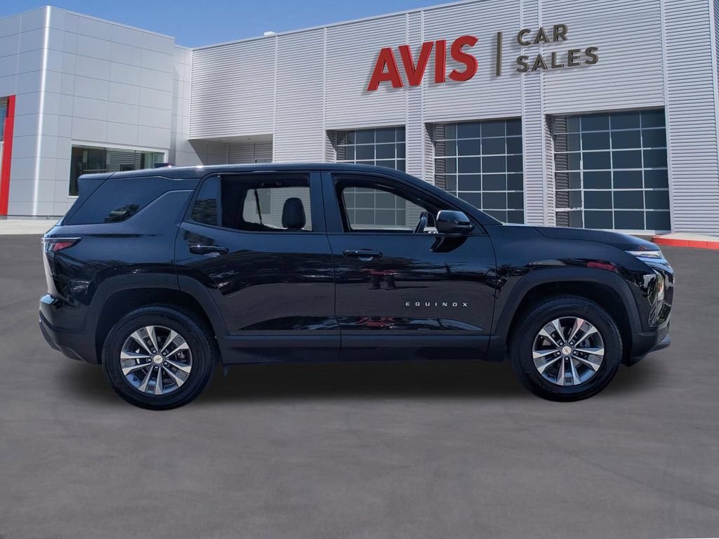 Used 2025 Chevrolet Equinox LT FWD image 5