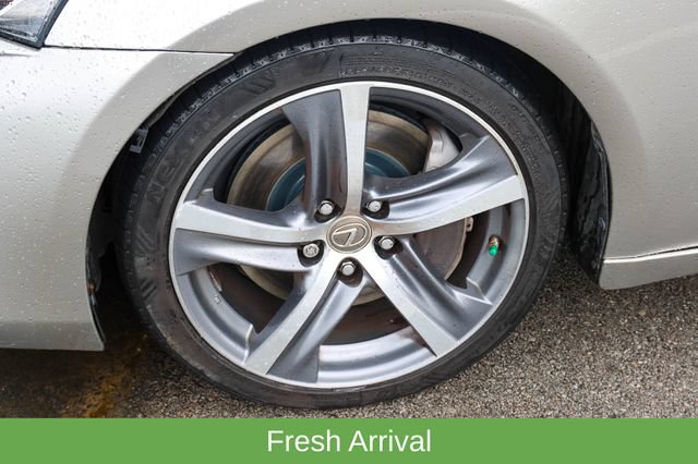 Used 2018 Lexus IS 300 AWD w/ Comfort Package image 7