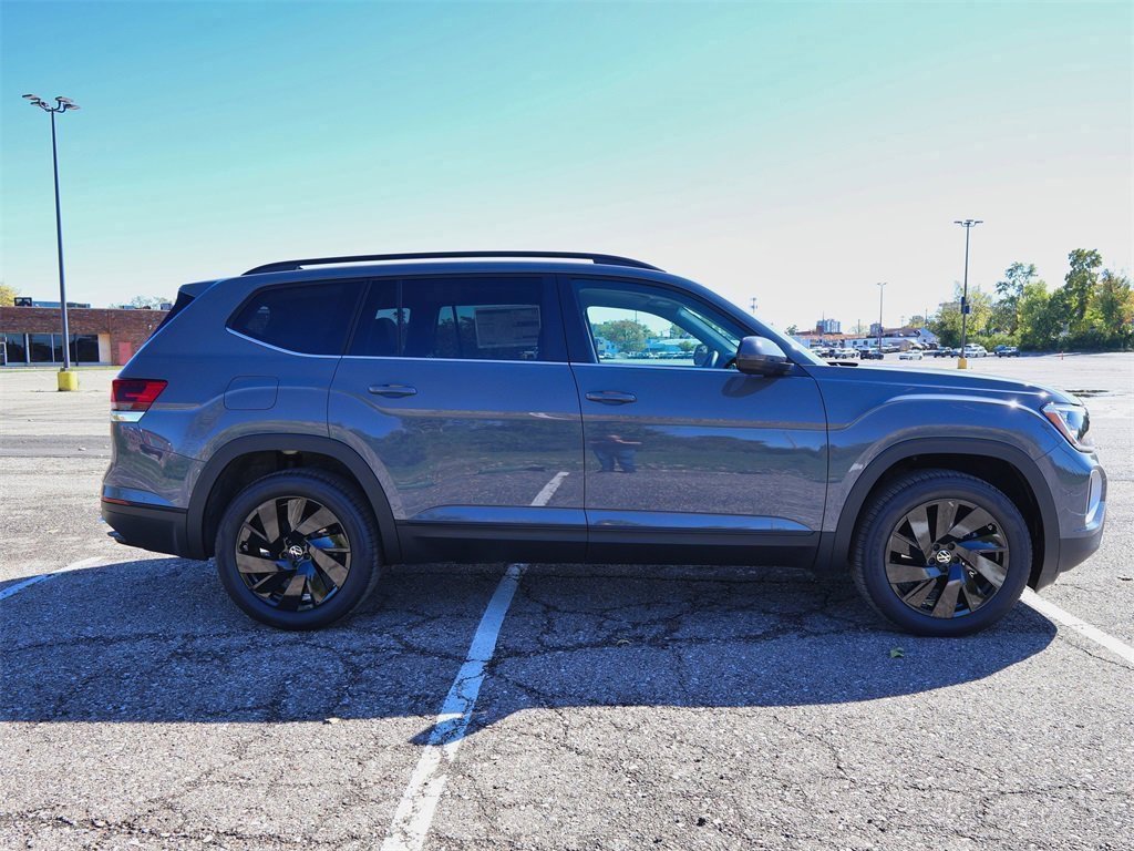 New 2026 Volkswagen Atlas SE image 6