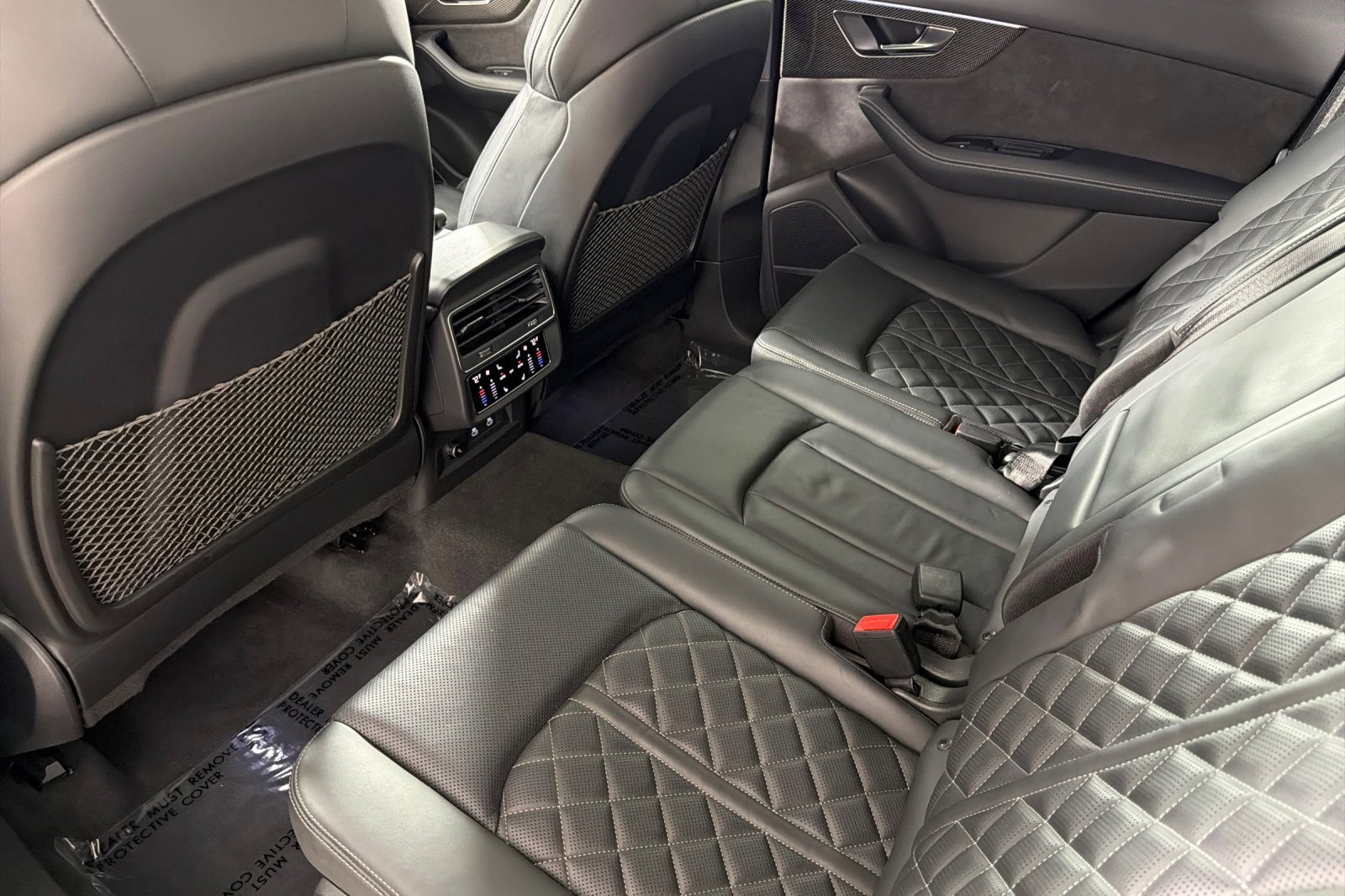 Used 2022 Audi SQ7 Premium Plus w/ SQ7 Executive Package image 11