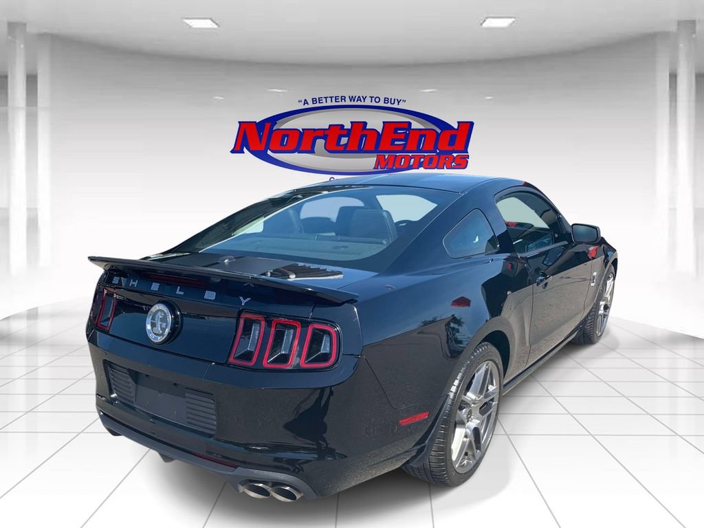 Used 2013 Ford Mustang Shelby GT500 RWD image 38