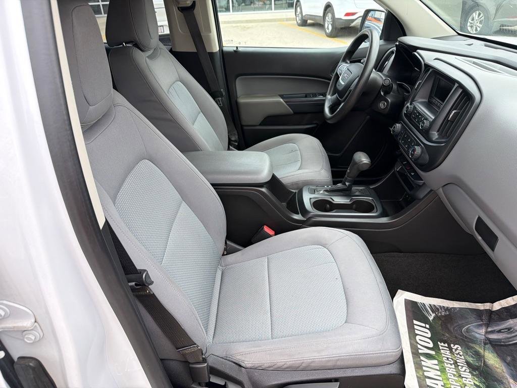Used 2016 GMC Canyon 2WD Crew Cab w/ Convenience Package image 9