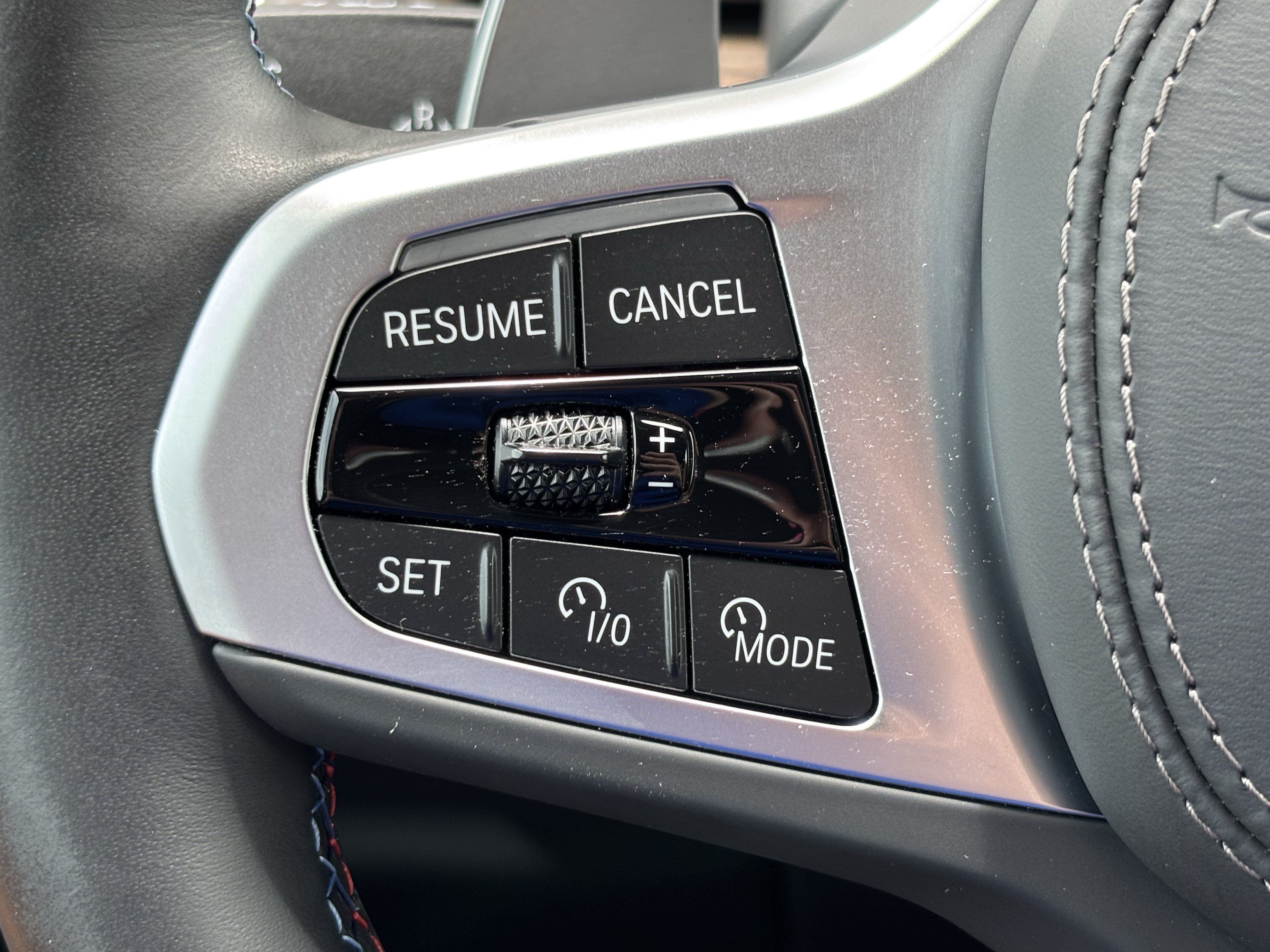 Certified 2025 BMW X5 M60i AWD/4WD image 19