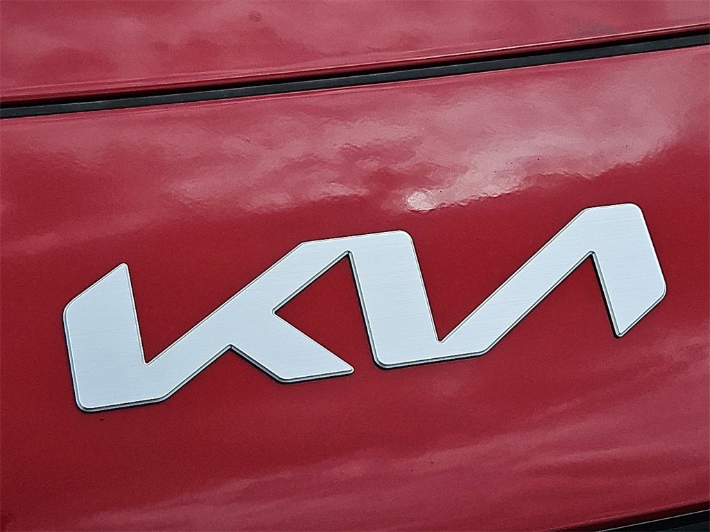 New 2025 Kia Niro EX w/ EX Cold Weather Package image 13