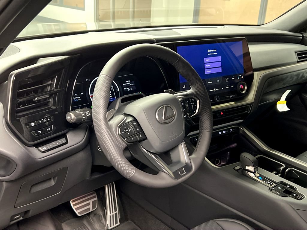 New 2026 Lexus TX 500h AWD image 39