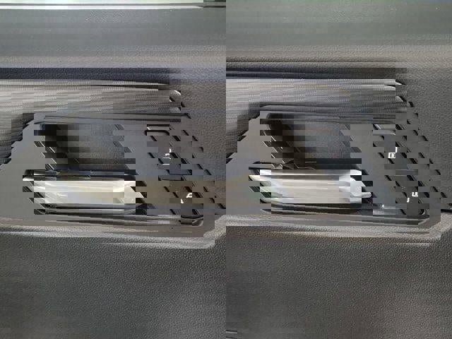 Used 2024 GMC Acadia Elevation w/ Luxury Package image 16