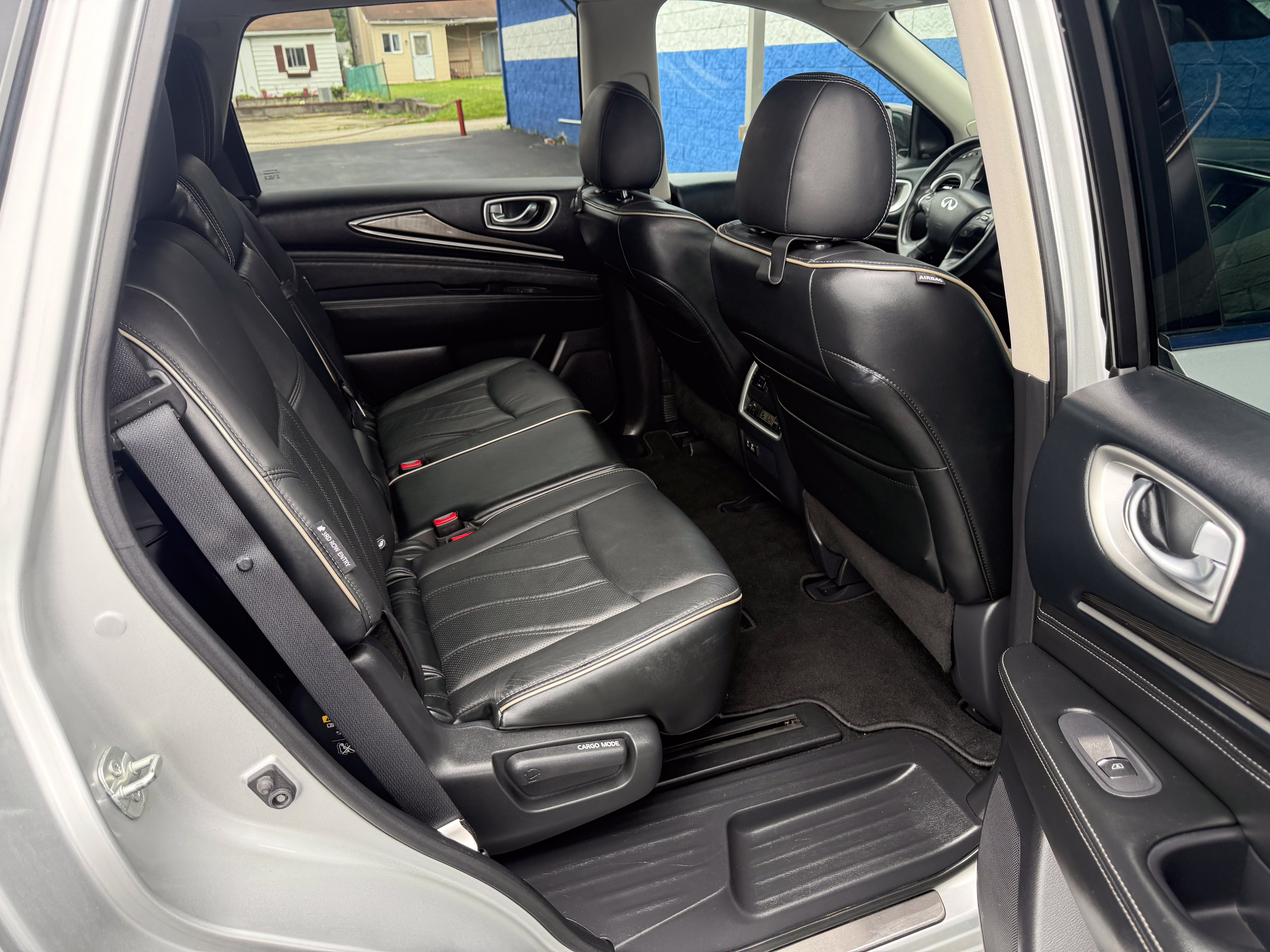 Used 2019 INFINITI QX60 Luxe w/ Essential Package AWD/4WD image 26