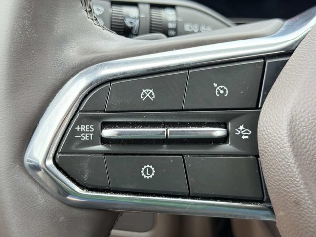 Used 2025 Chevrolet Tahoe LS RWD image 30