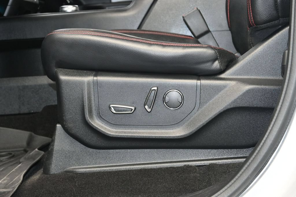 Used 2019 Ford Expedition Limited w/ Equipment Group 303A RWD image 22