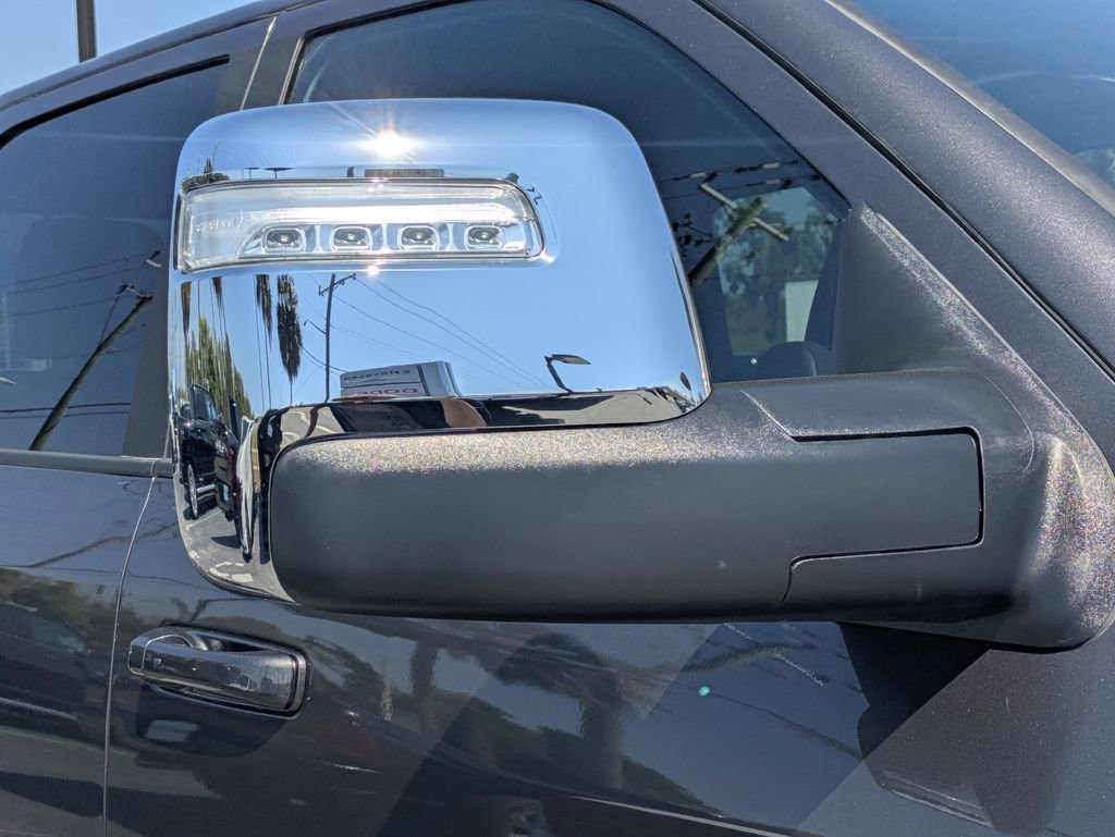 New 2026 RAM 2500 Laramie w/ Sport Appearance Package AWD/4WD image 11