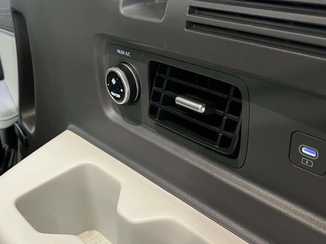 Certified 2025 Hyundai Santa Fe Limited FWD image 24