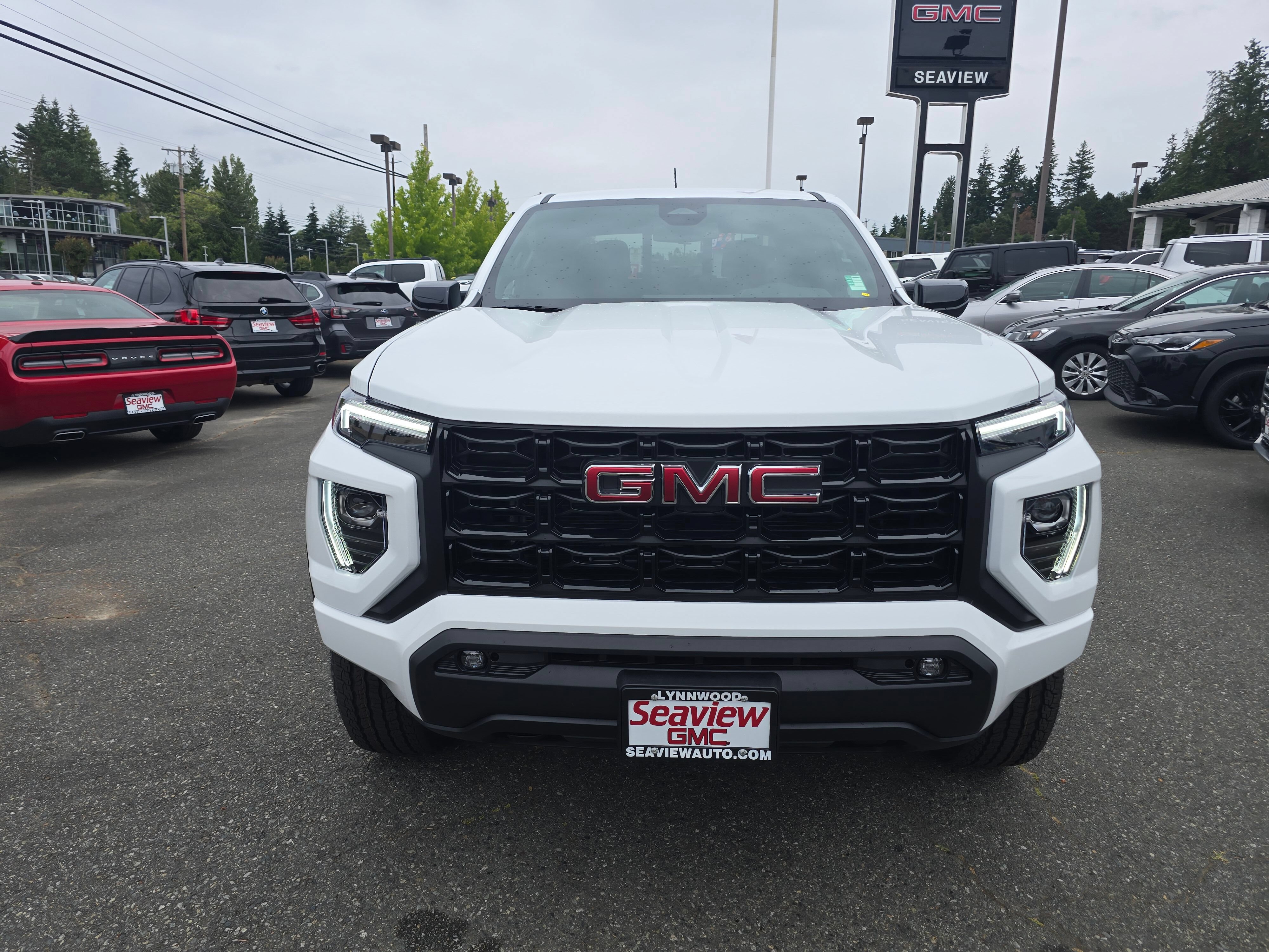 New 2026 GMC Canyon Elevation w/ Convenience Package AWD/4WD image 2