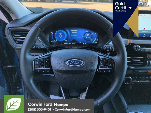 Used 2022 Ford Escape Titanium AWD/4WD image 16