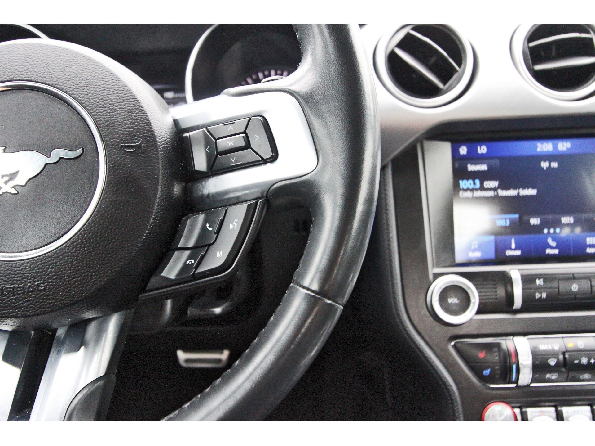 Used 2021 Ford Mustang Premium image 19