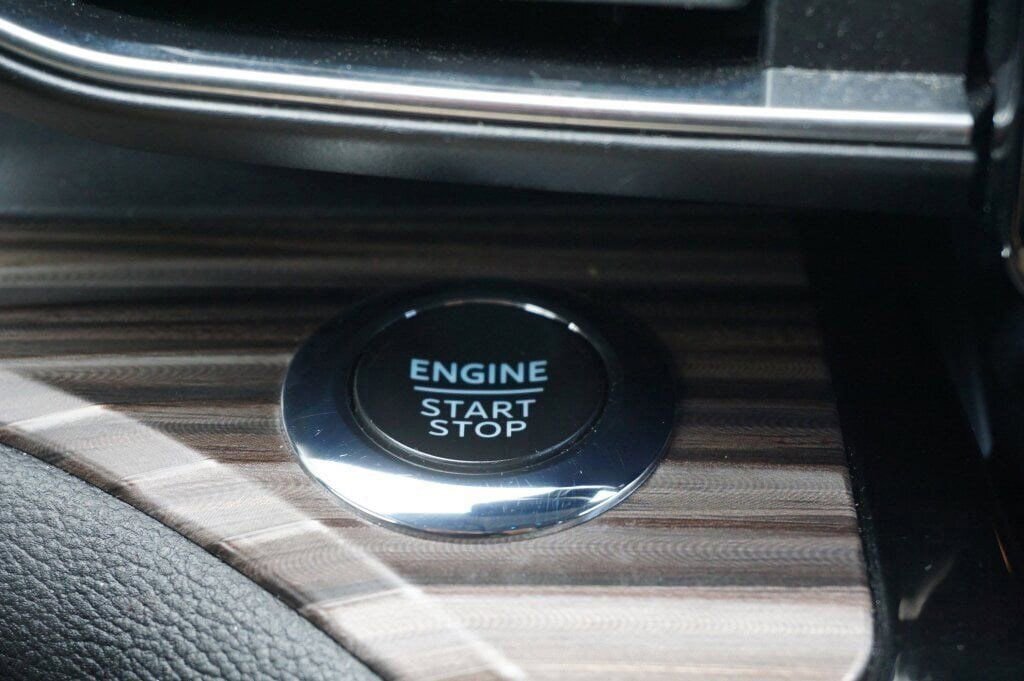 Used 2024 Ford Explorer Limited image 18