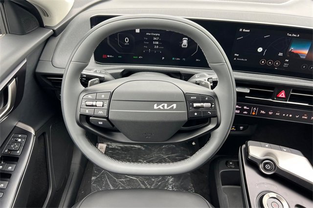 New 2025 Kia EV6 Light image 16